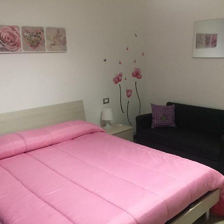 App Sul Lungomare Apartment San Benedetto del Tronto Bagian luar foto
