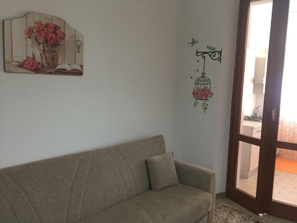 App Sul Lungomare Apartment San Benedetto del Tronto Bagian luar foto