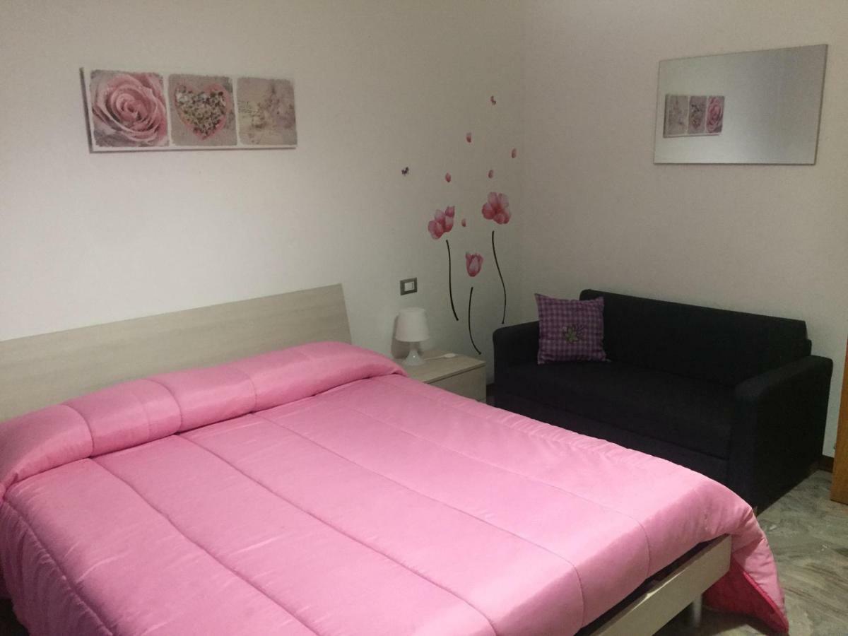 App Sul Lungomare Apartment San Benedetto del Tronto Bagian luar foto